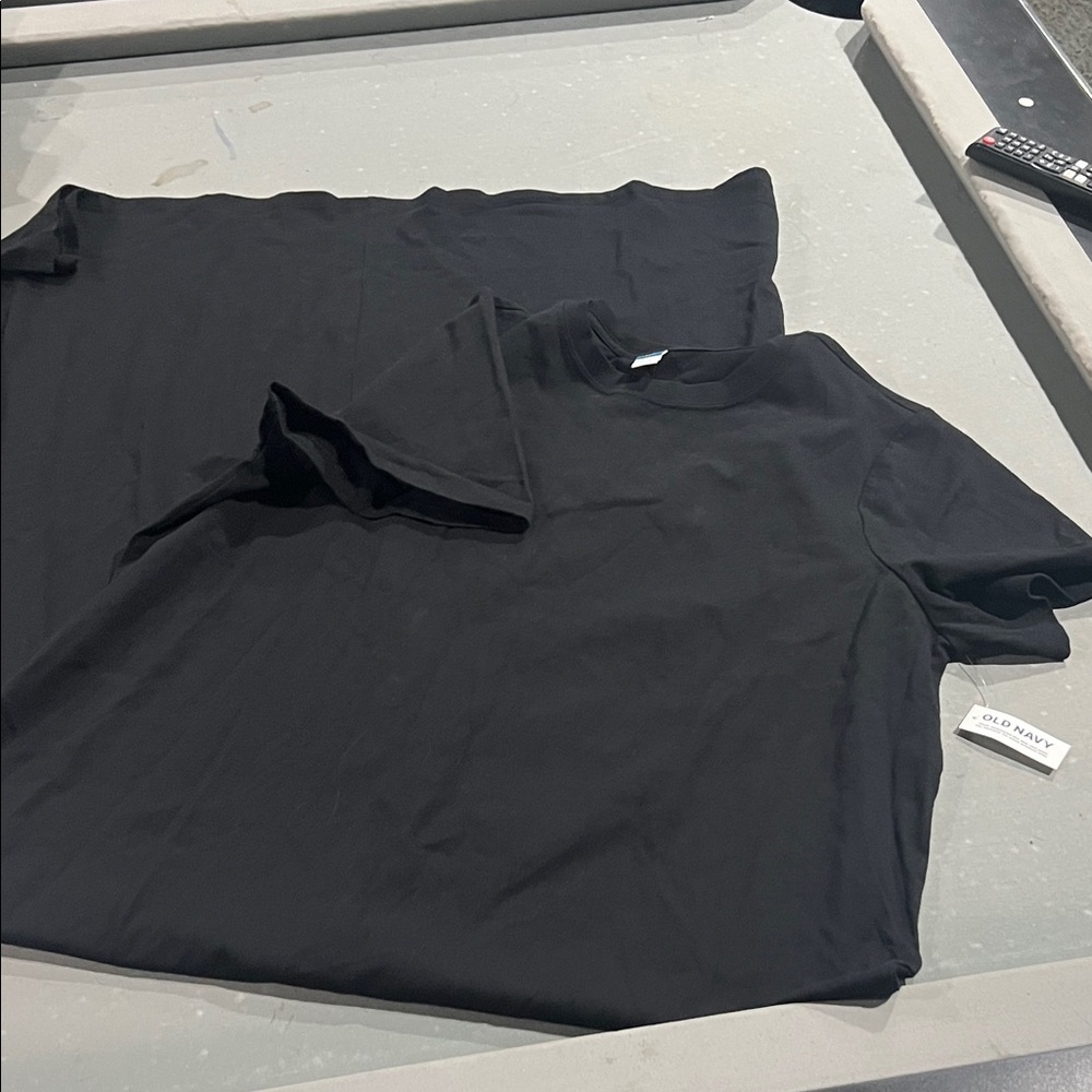 Old Navy Women's Black Short Sleeve Tee